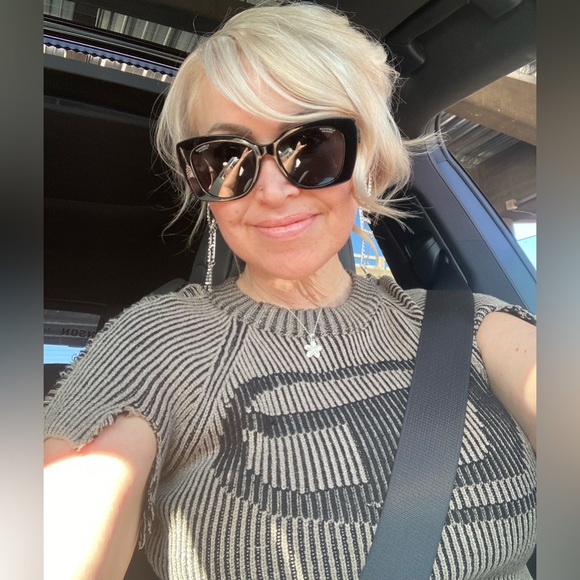 Authentic DIESEL Distressed Sweater. Small - Picture 2 of 16